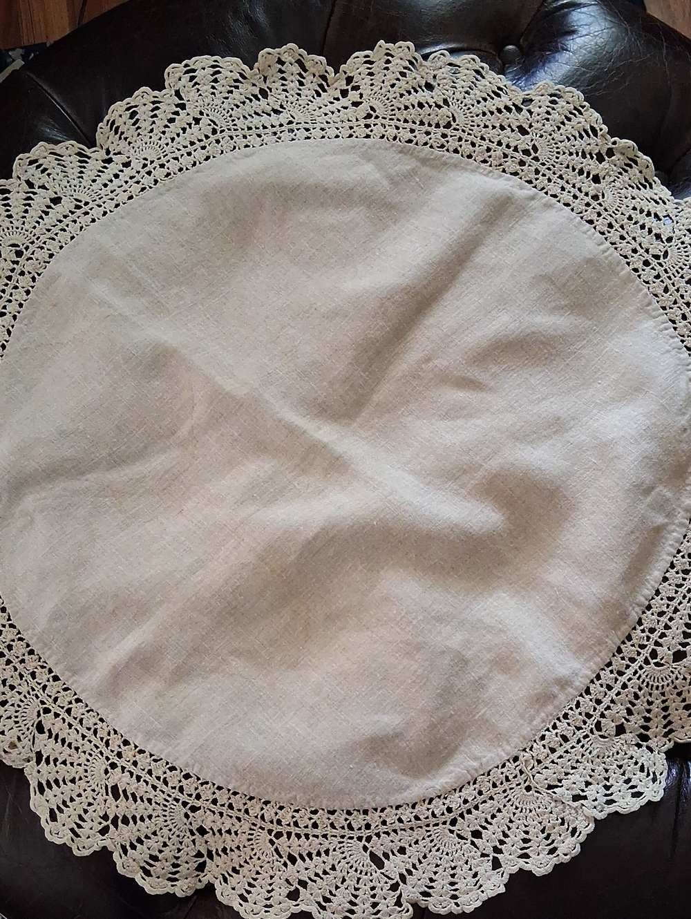 Classic Round Crochet-Edge Table Cover in Cream